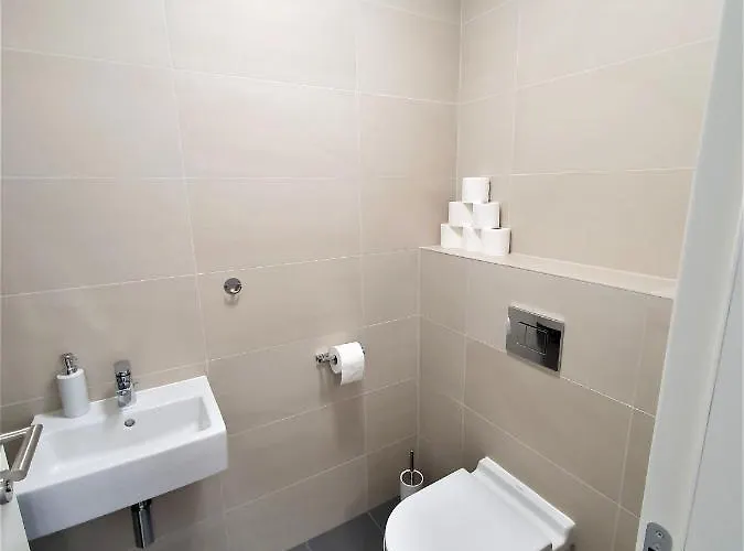Prestigious Sky Park - View - Traveller Awards 2024 Apartment Pressburg