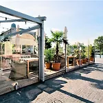 Prestigious Sky Park - View - Traveller Awards 2024 Apartman Pozsony