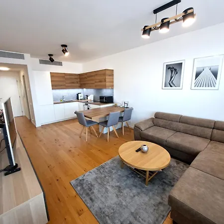 Prestigious Sky Park - View - Traveller Awards 2024 Apartmán
