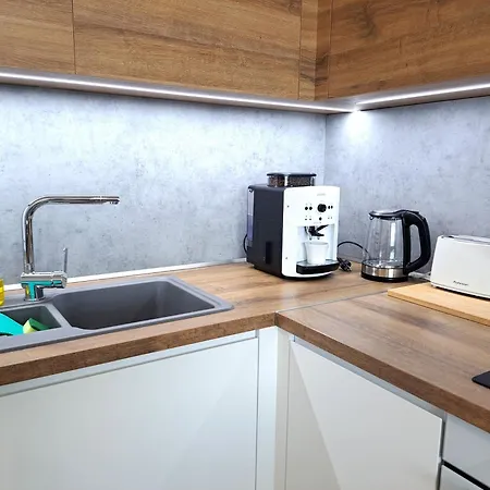 Апартаменты Prestigious Sky Park - View - Traveller Awards 2024 Братислава